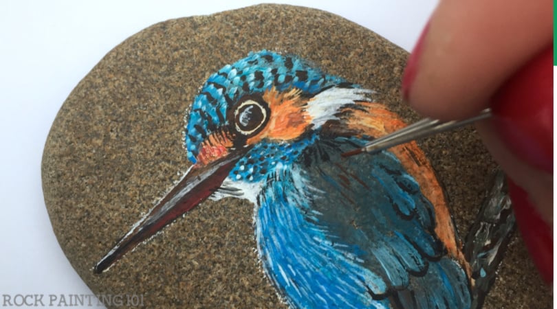 How to paint feathers to make a realistic bird